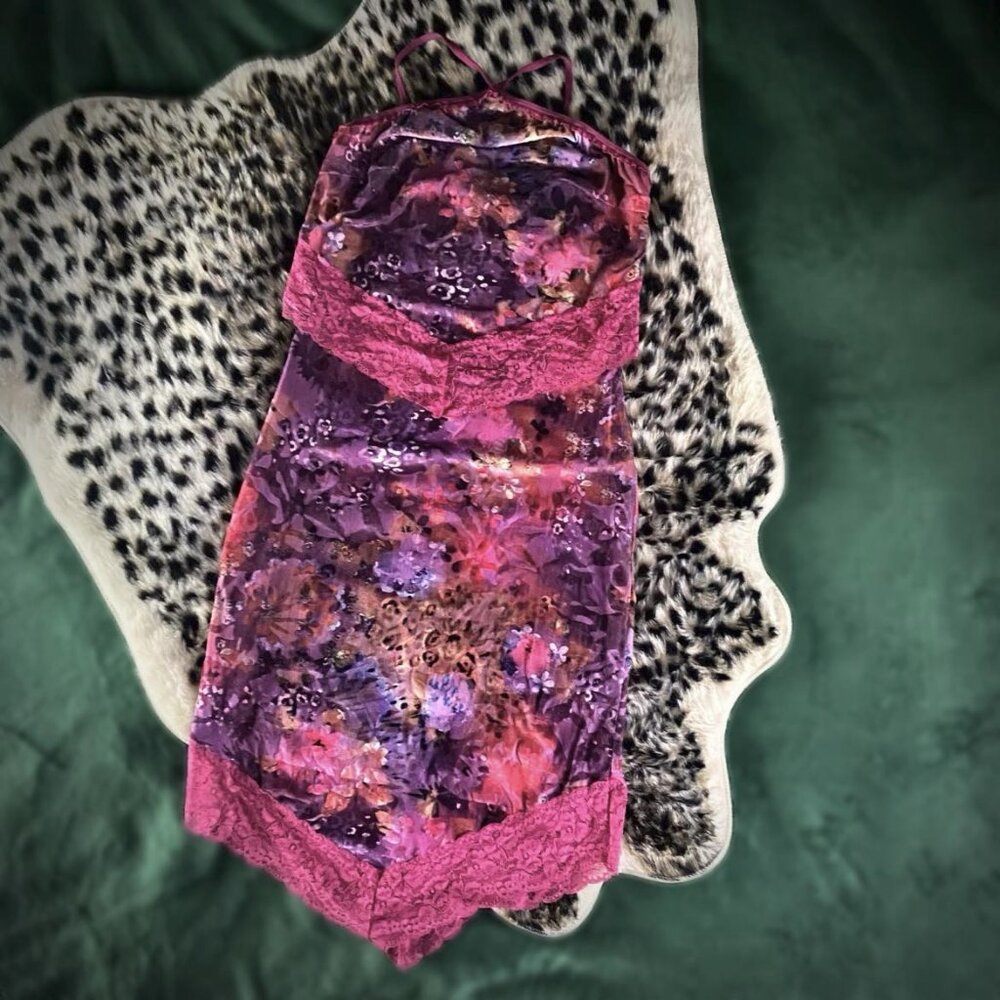NWT Delia's Floral Velour Lace Sold Out Midi Dress Dolls Kill Medium
